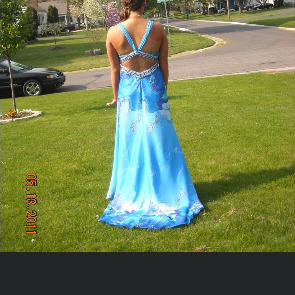 Prom Dress - Picture 3 of 3